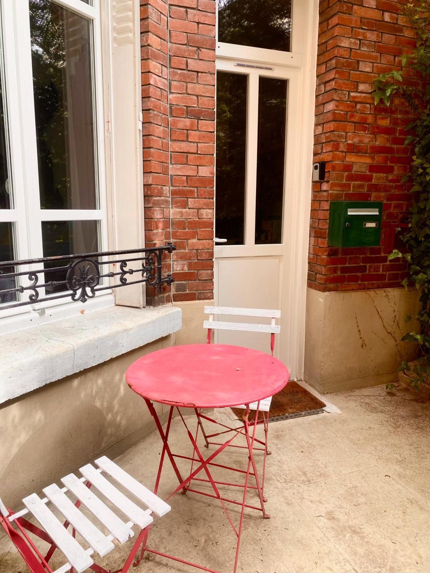 Paris : Superbe Appartement Confortable Exterior photo